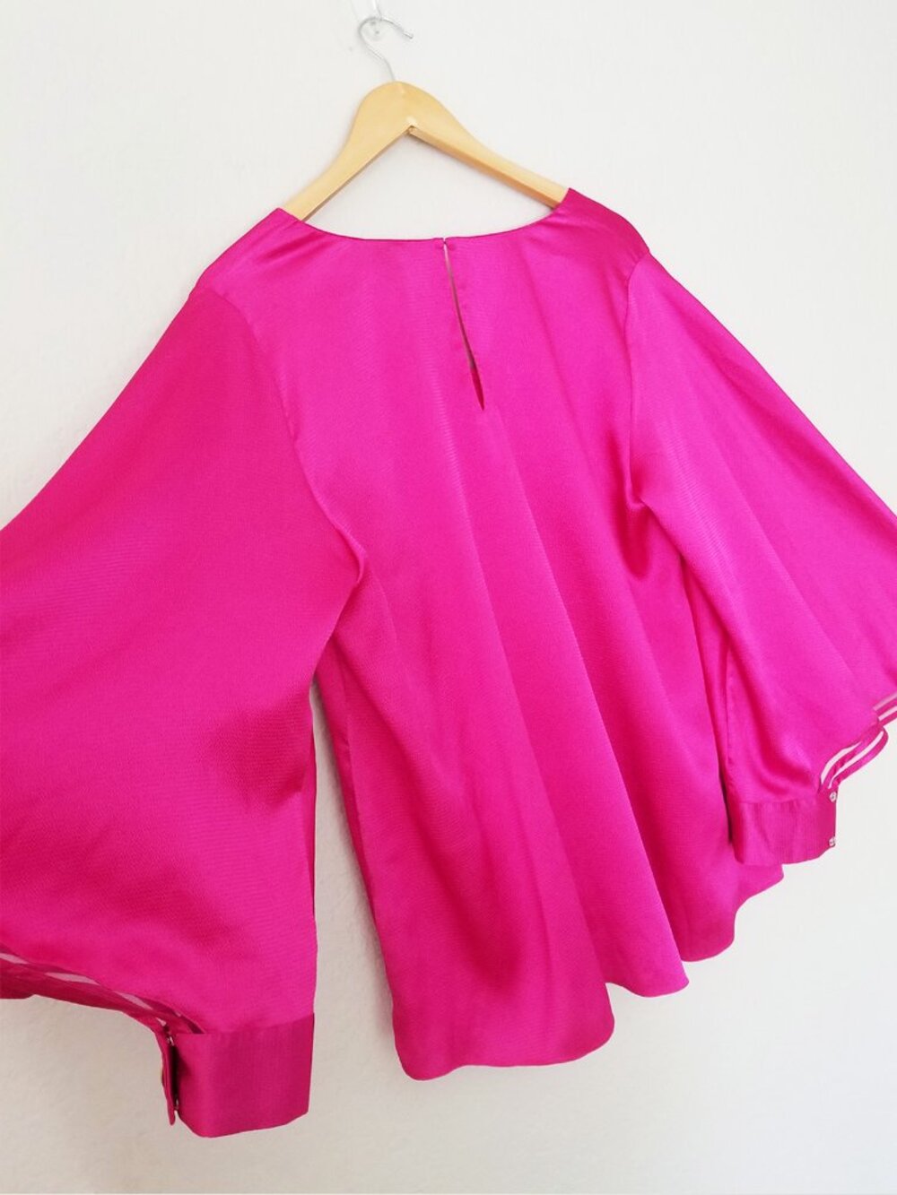 Sachin + Babi Adelaide V Neck Satin Blouse Top Pink Batwing Plus Size 2XL $395 - Picture 12 of 15
